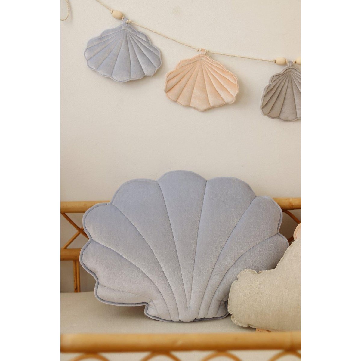 Spilvens Shell Velvet Blue Pearl