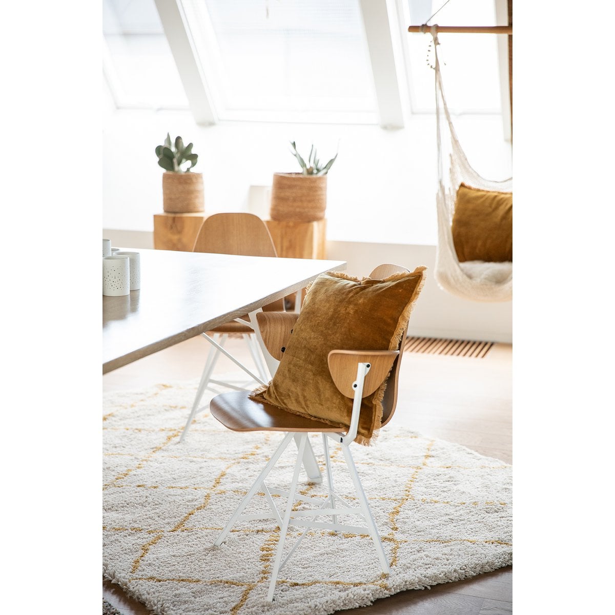 Spilvens Fara Bronze