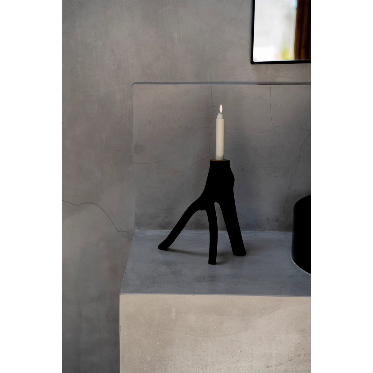 Svečturis Triple Twig Black