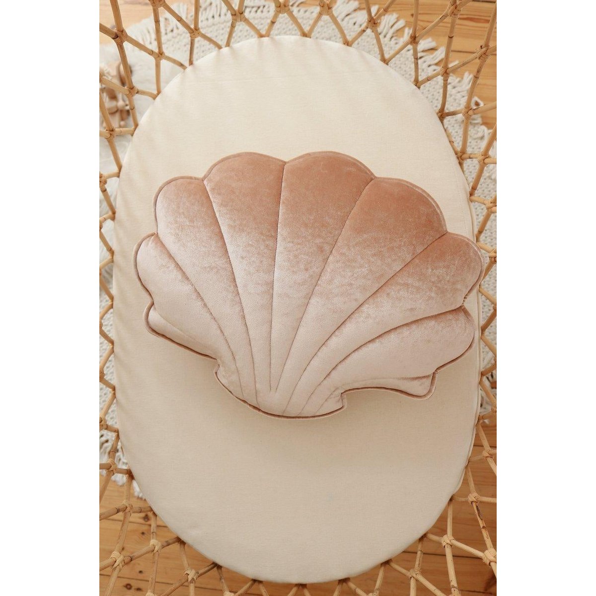 Spilvens Shell Velvet Beige Pearl