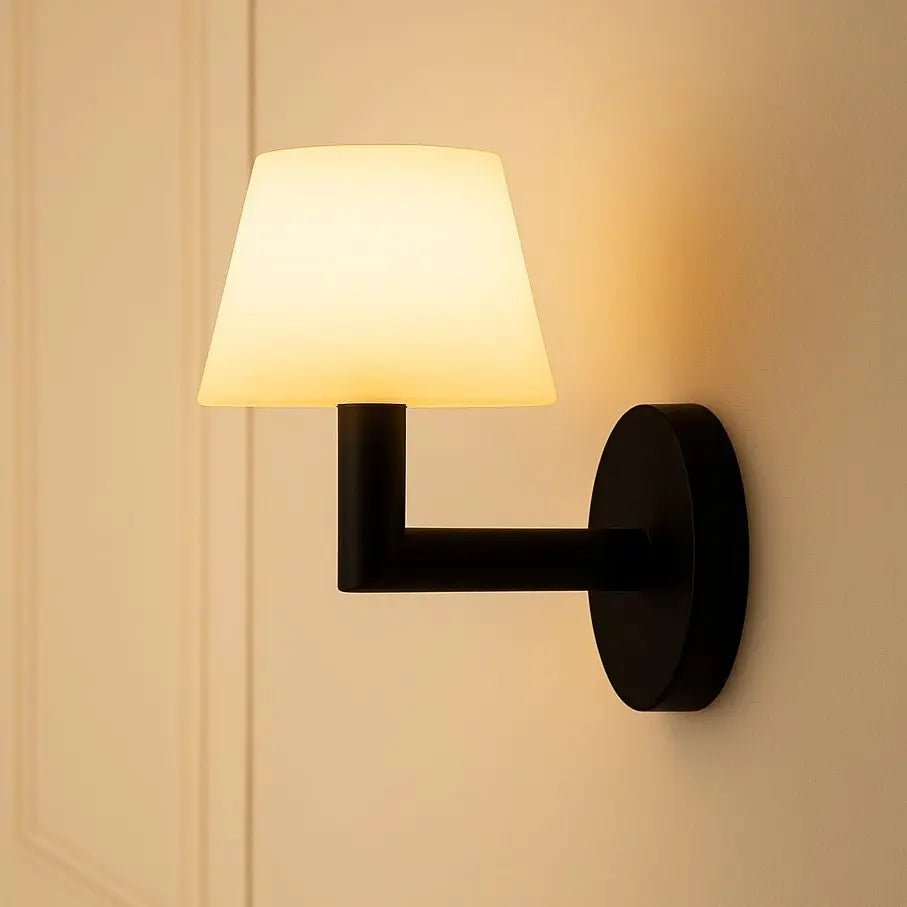 Sienas Lampa Ted Black Wood